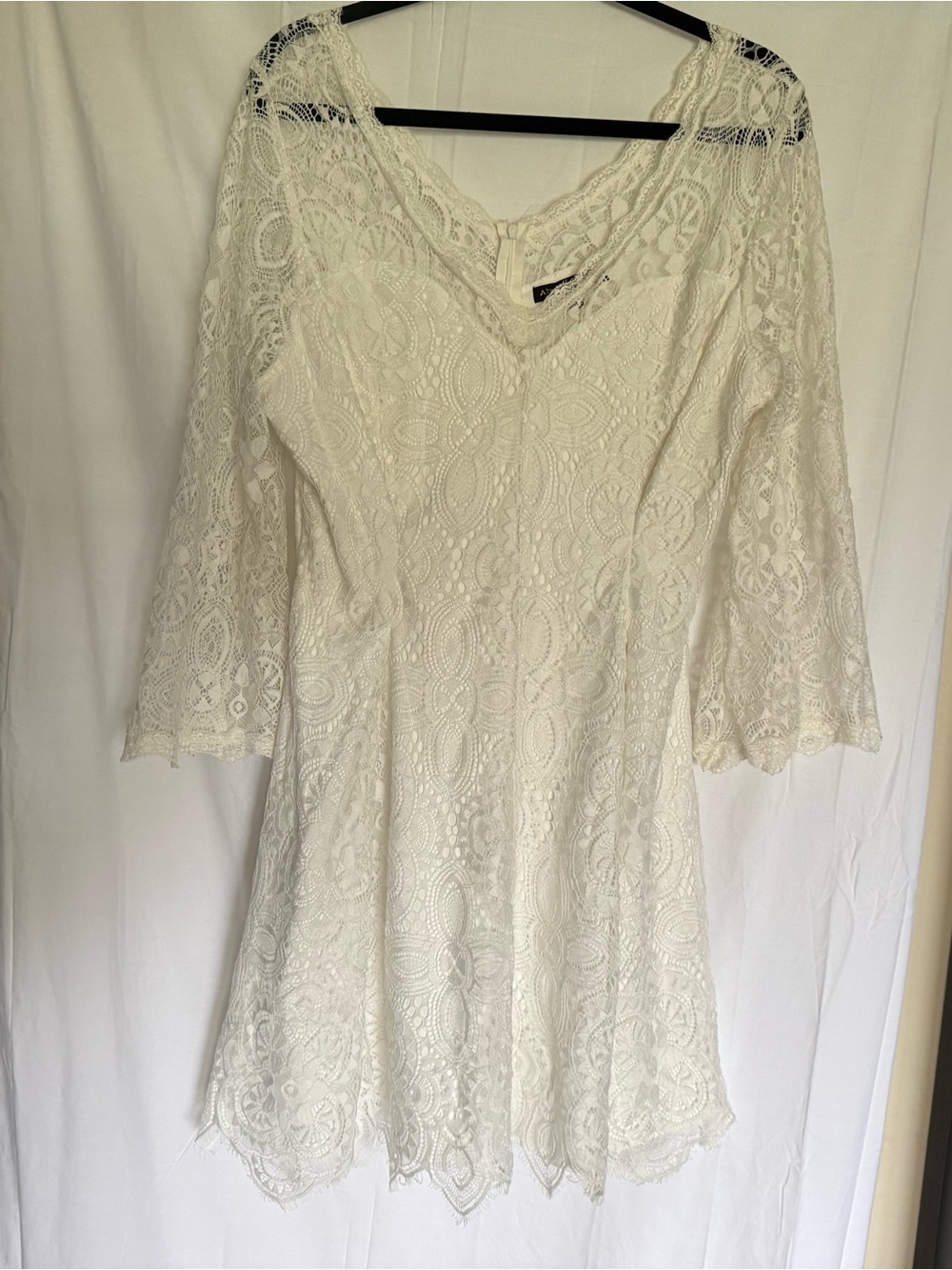 White Lace Fit & Flare Dress - 3/4 Sleeve Scalloped Hem - Size 2X